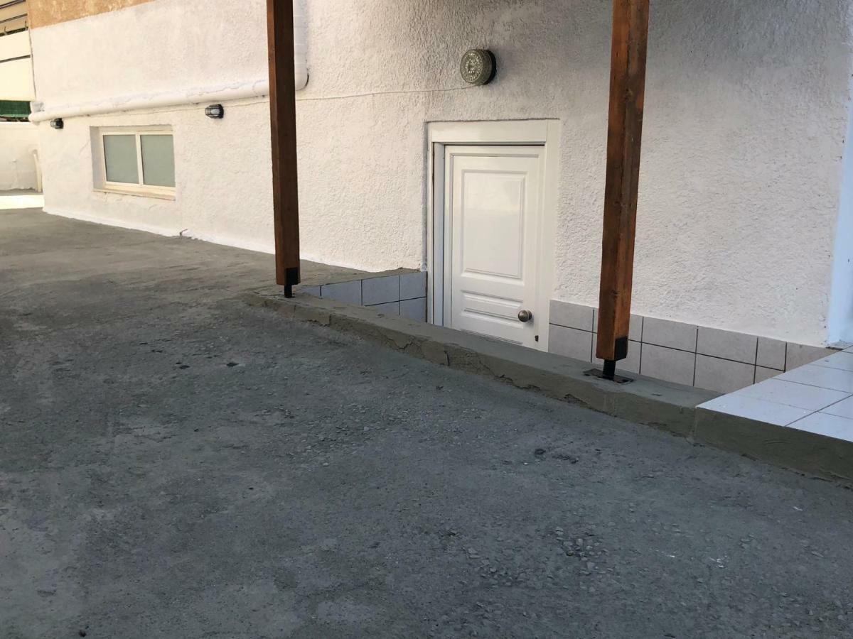 Renovated Apt Close To Beach Wifi Ac Anavyssos Ngoại thất bức ảnh